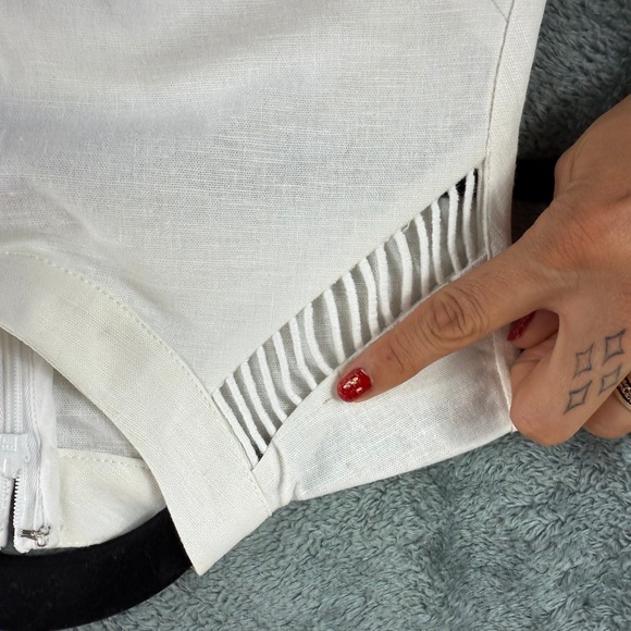 Staud Atlas Top White Cutout Sleeveless Mock Neck Size 2 Linen Blend - Picture 5 of 11